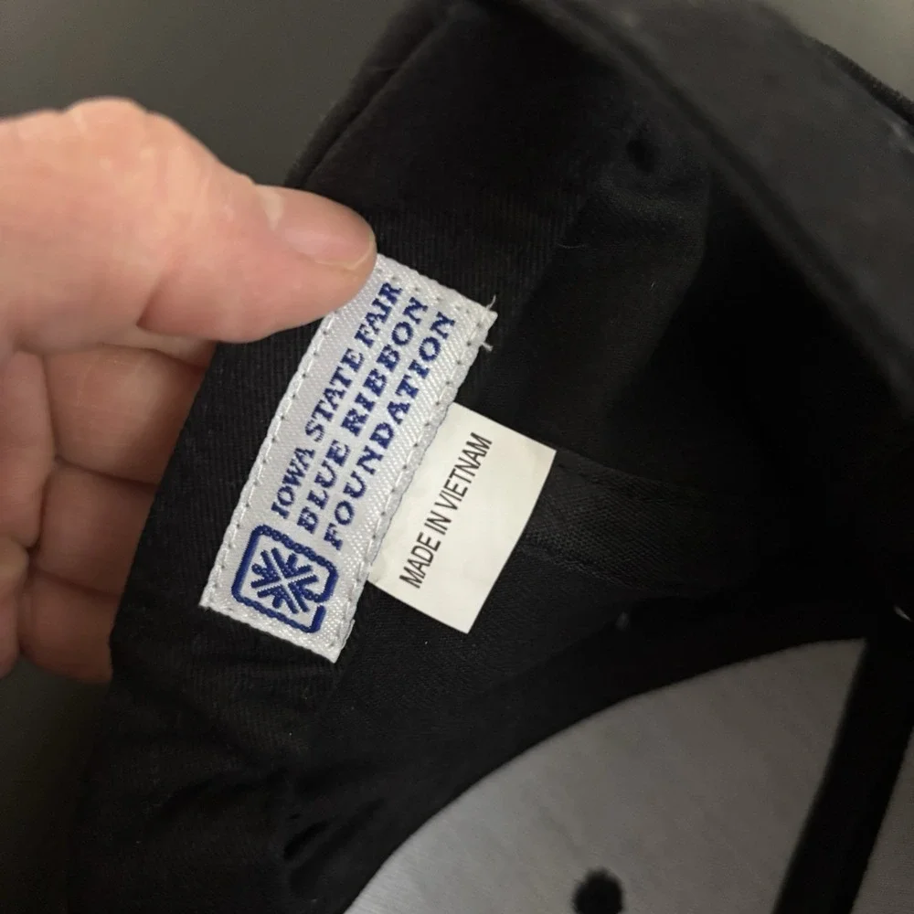 2019 Iowa State Fair Fair Favorites Hat Black OSFM‎ Strapback